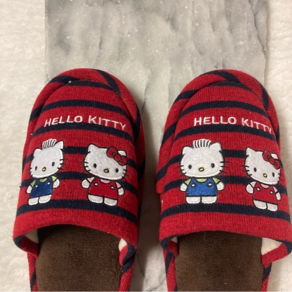 Hello Kitty Slippers Embroidered Red Striped Sz 7… - image 2